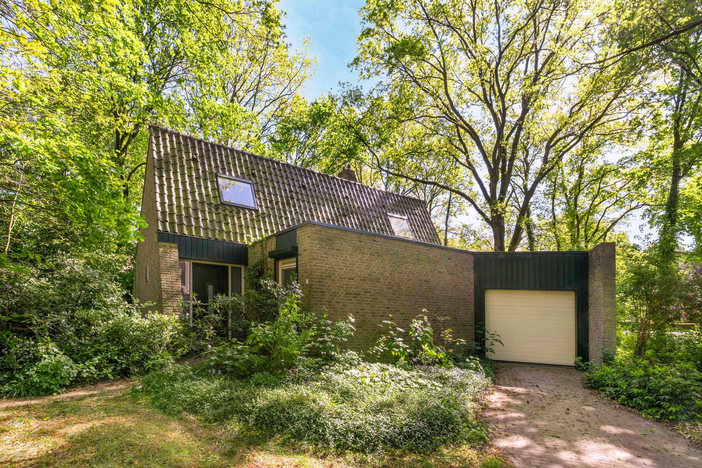 Foto 1 van Hagelweg 2