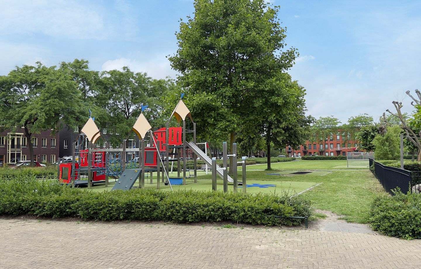 Photo 29 of Weidevogellaan 285