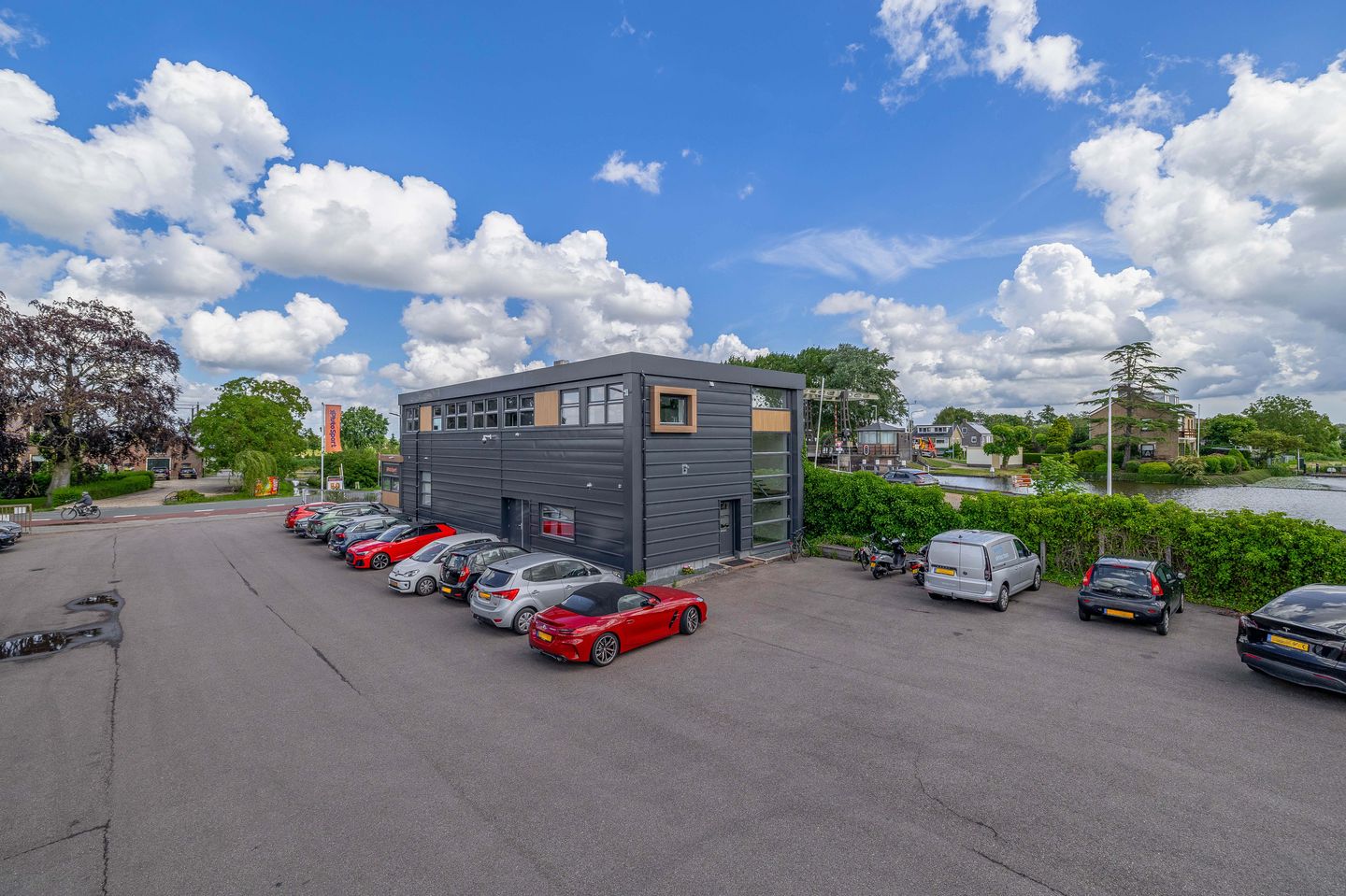 View photo 1 of Geerweg 54-56