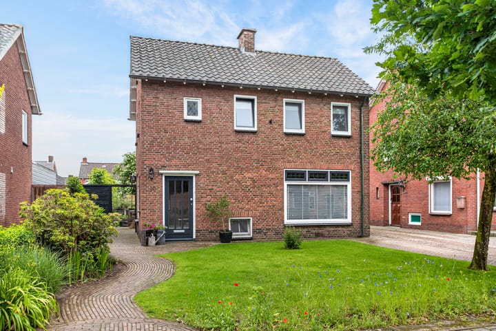 Photo 2 of Meester Lazonderstraat 10