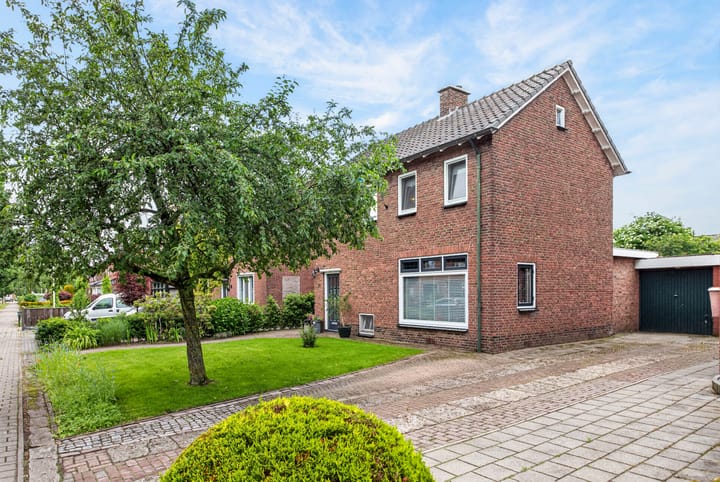 Photo 3 of Meester Lazonderstraat 10
