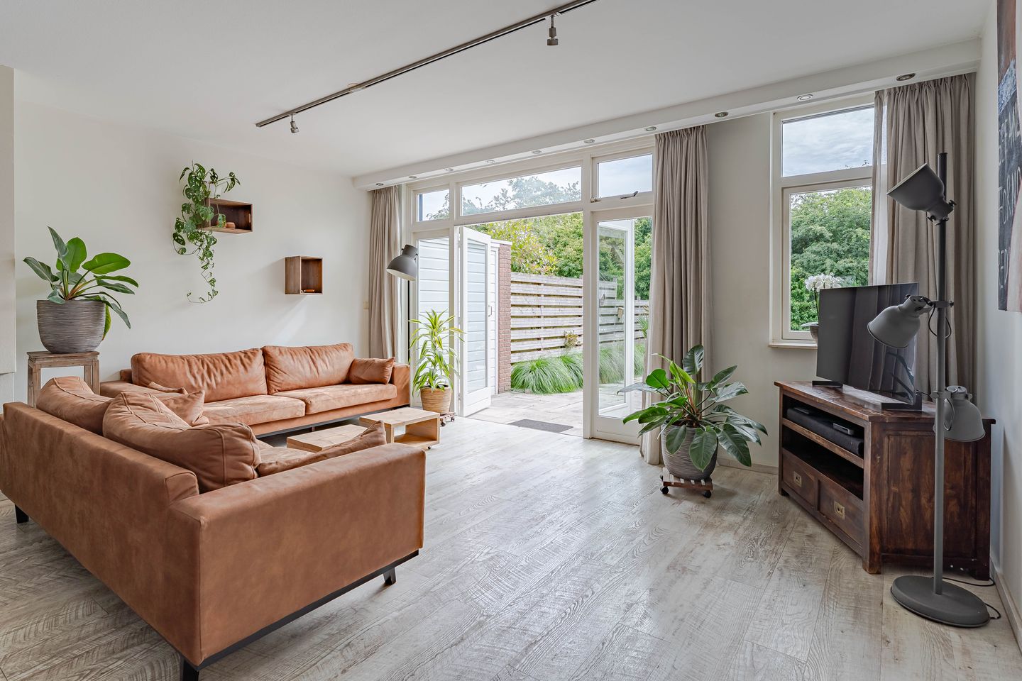 Photo 10 of van Beethovenlaan 16