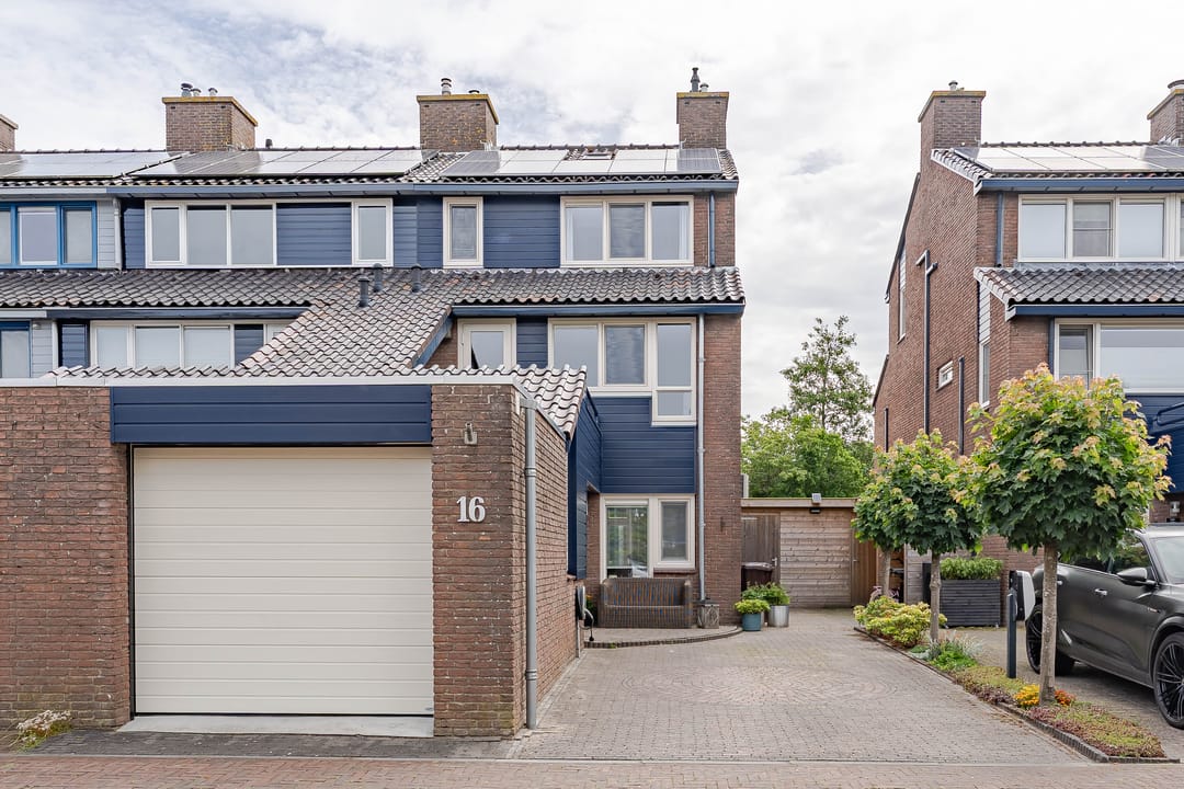 Photo 1 of van Beethovenlaan 16