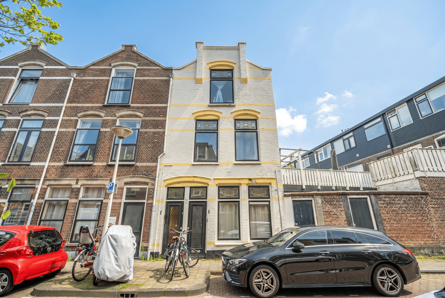 Photo 1 of Prins Frederikstraat 1