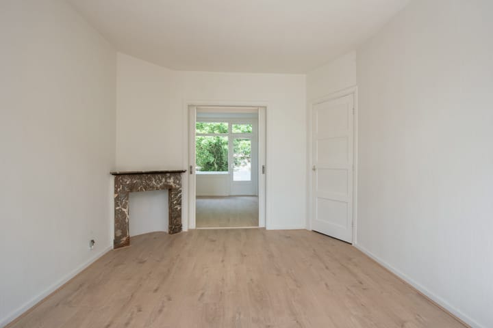 Photo 4 of Hadewichstraat 23