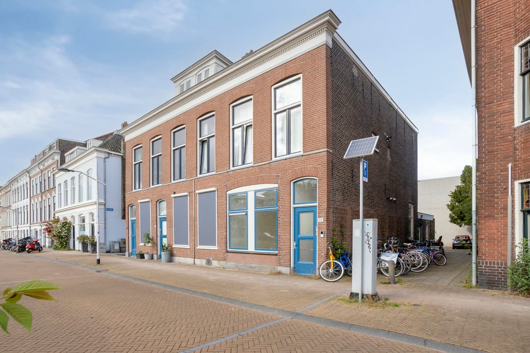 Photo 1 of Spoorsingel 38