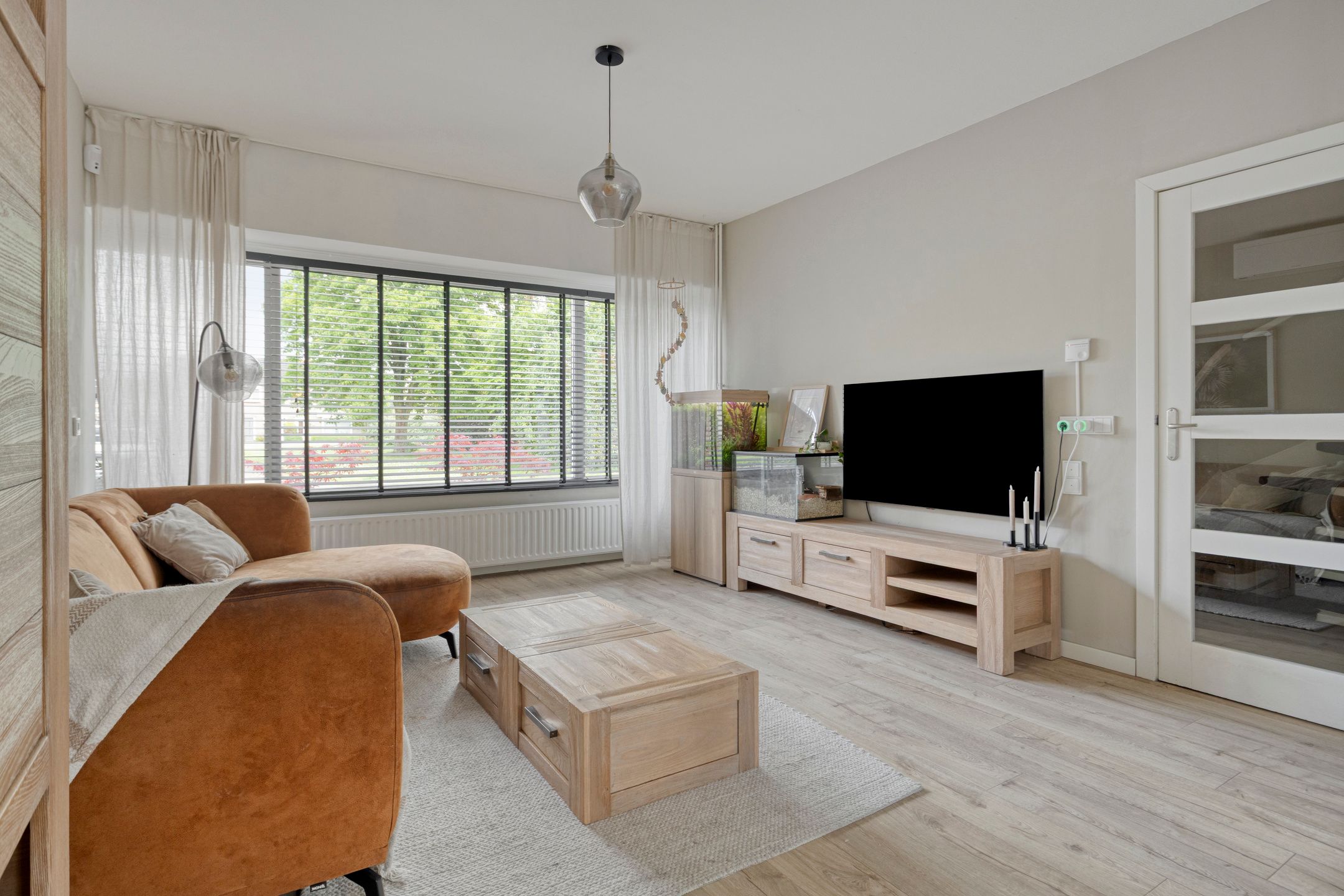 Photo 6 of van Vollenhovenstraat 15