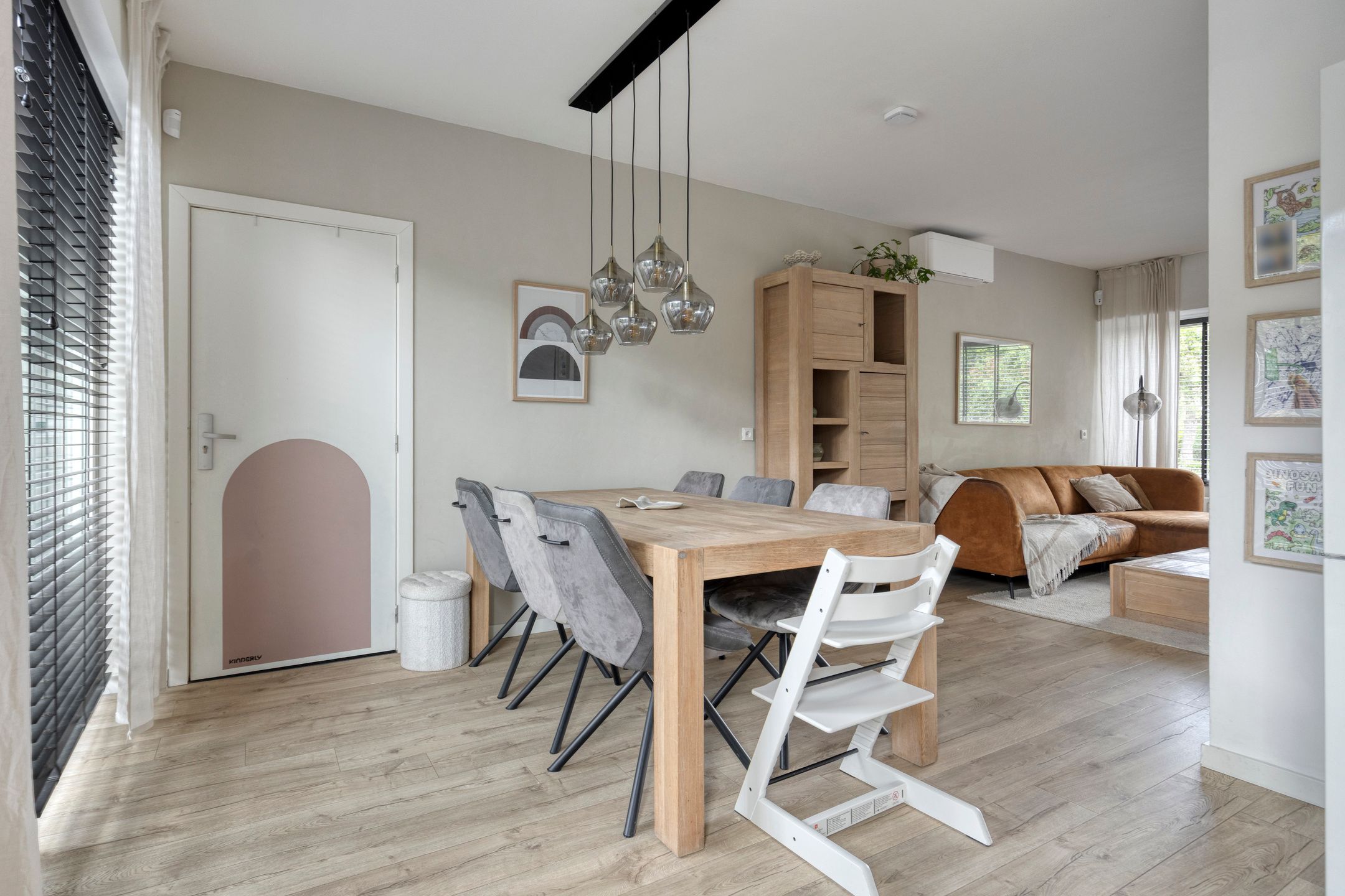Photo 9 of van Vollenhovenstraat 15