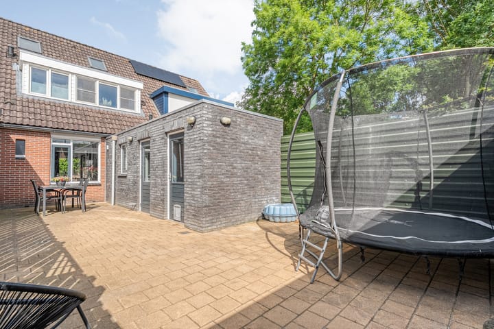 Photo 2 of Ribesstraat 30
