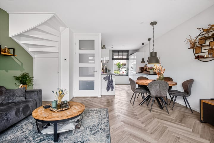 Tussenwoning te koop: Conerij 16, Ede
