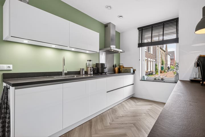 Tussenwoning te koop: Conerij 16, Ede