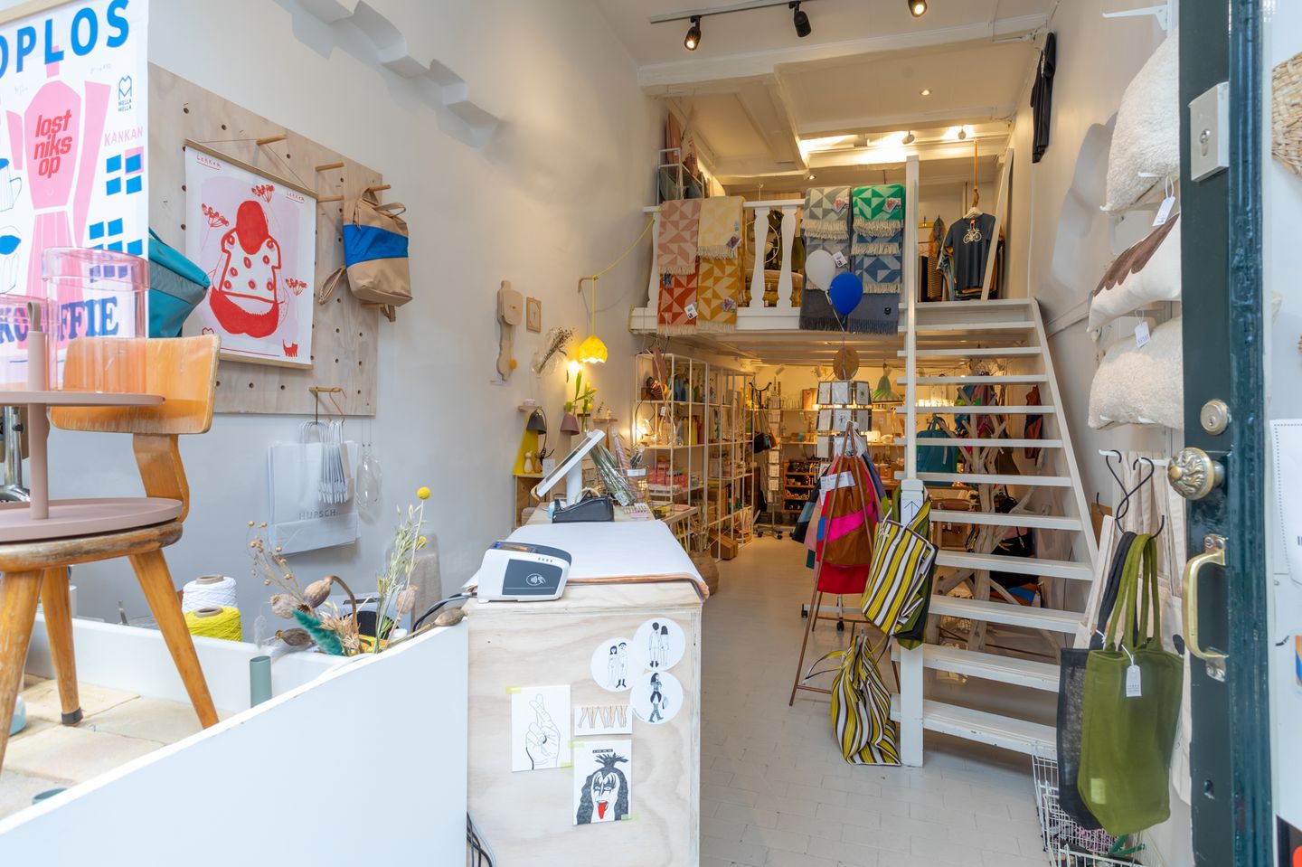 View photo 5 of Sprongstraat 5