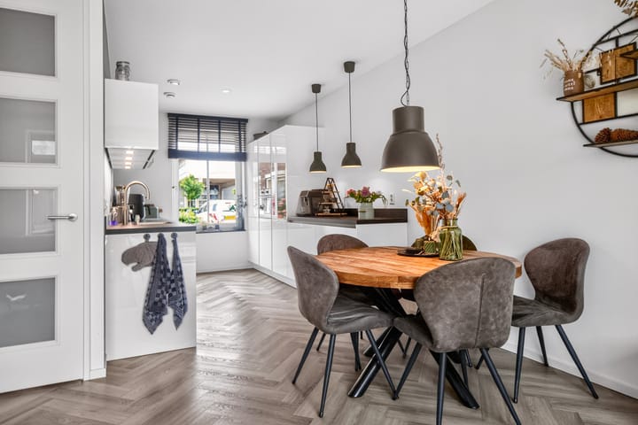 Tussenwoning te koop: Conerij 16, Ede