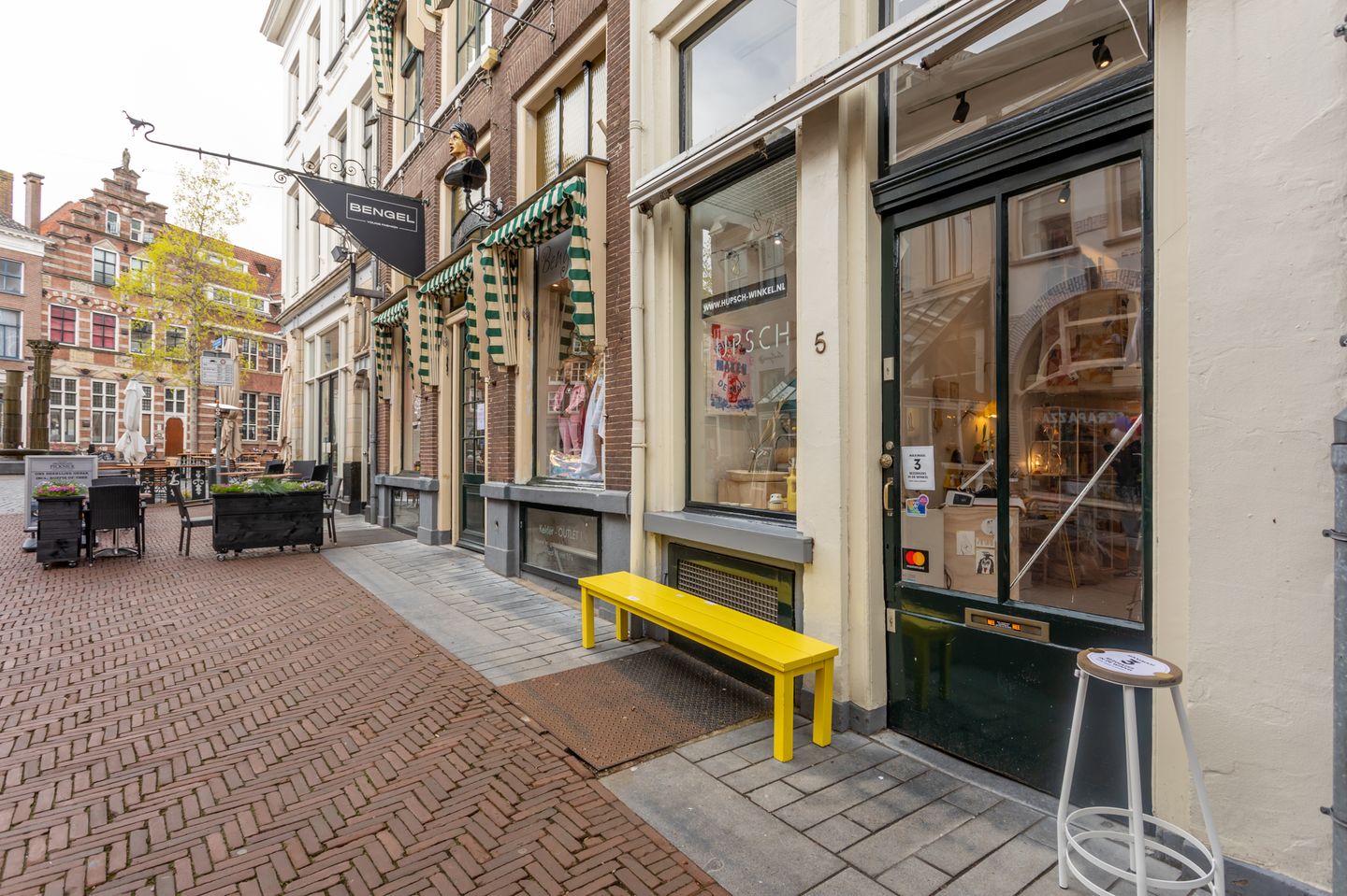 View photo 1 of Sprongstraat 5