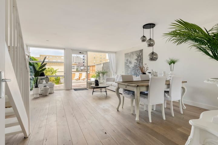 Foto 4 van A J van der Moolenstraat 69