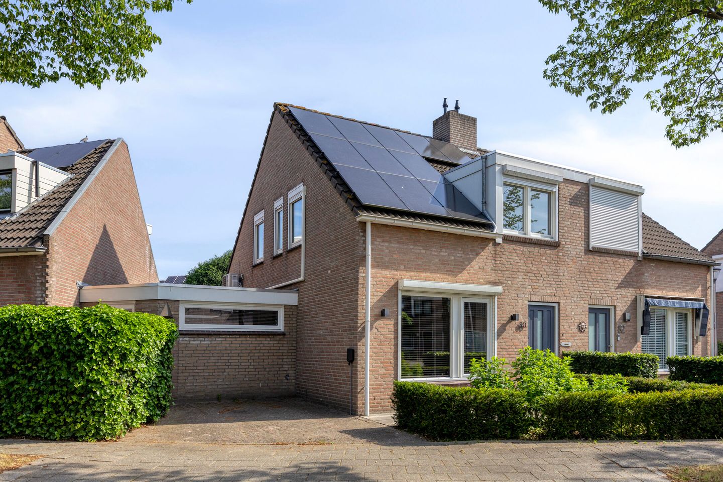 Photo 29 of Regge 80
