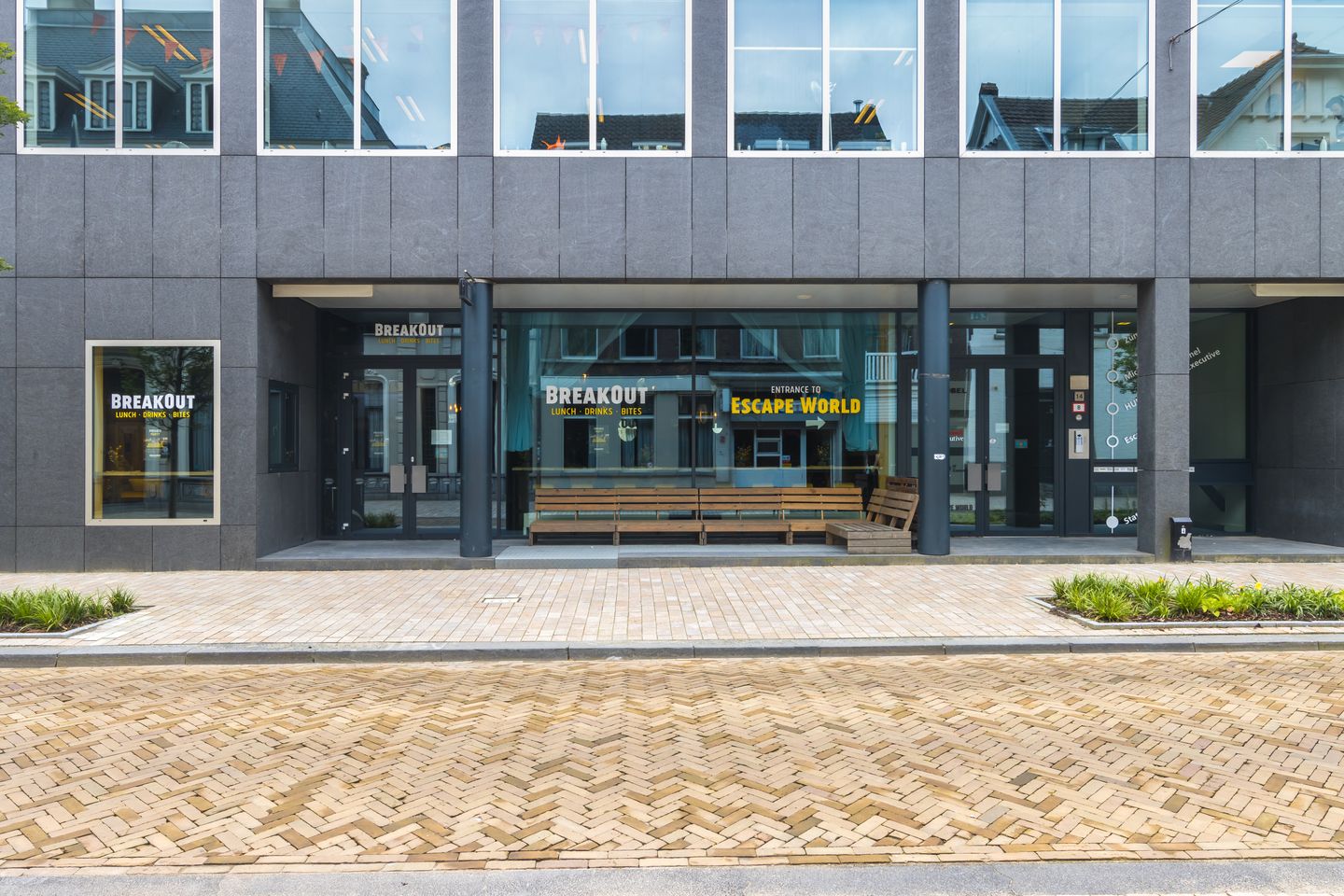 View photo 2 of Stationsstraat 14