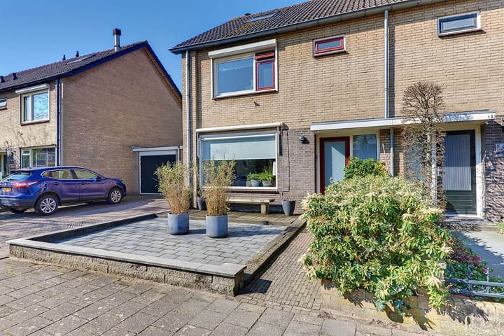 Tussenwoning te koop: Gerbrandylaan 10, Harderwijk