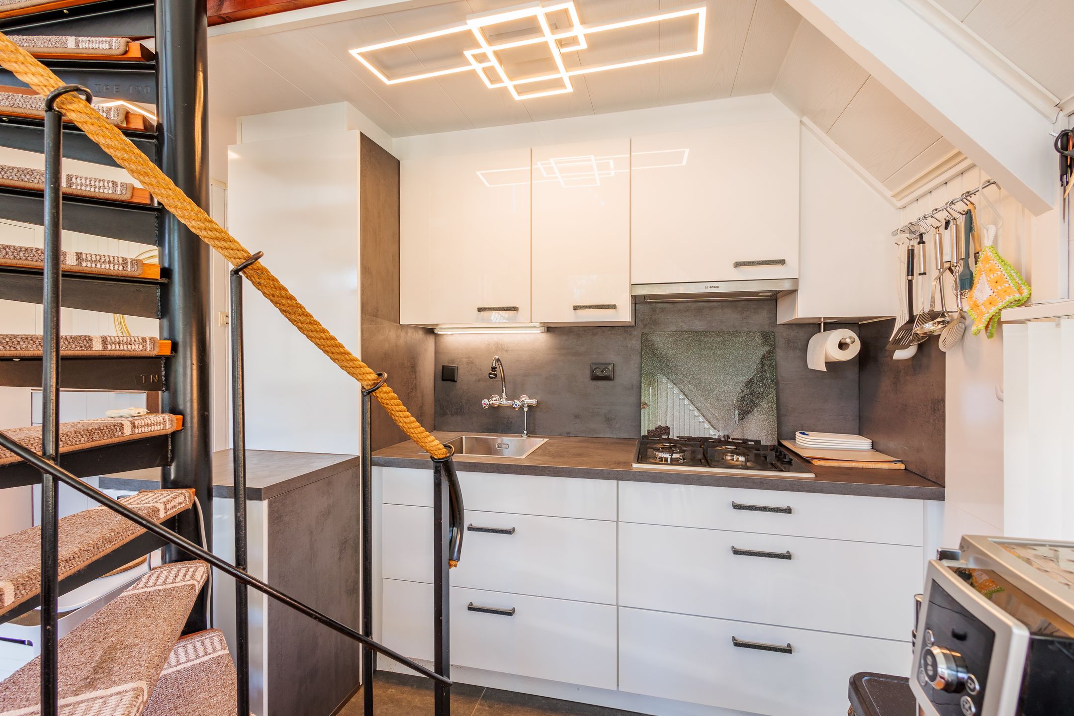 2-bedroom freehold villa in Opmeer — photo 4 of 5