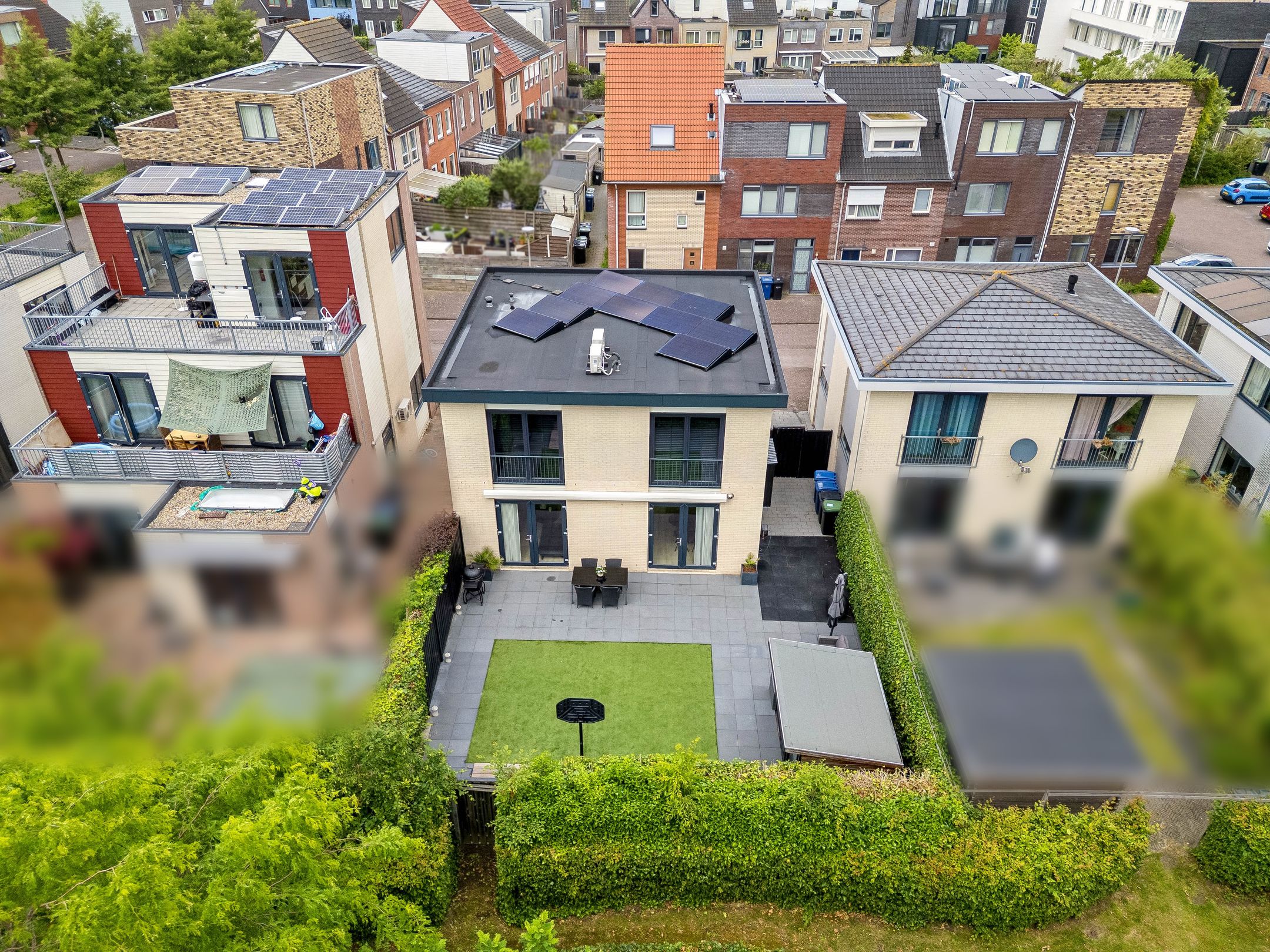 Photo 54 of Amorstraat 6