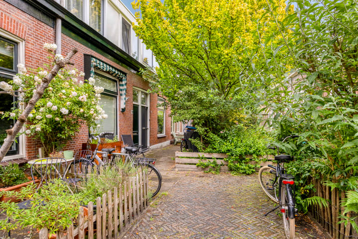 Photo 2 of Hermanstraat 11