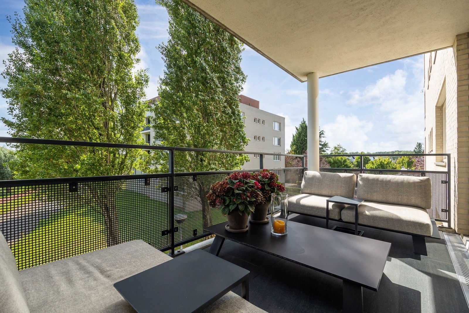 Photo 15 of Schout van Bergaignestraat 25