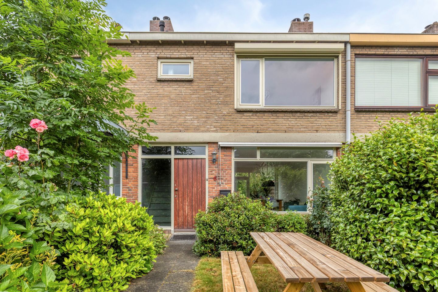 Foto 1 van Lazuursteenstraat 6