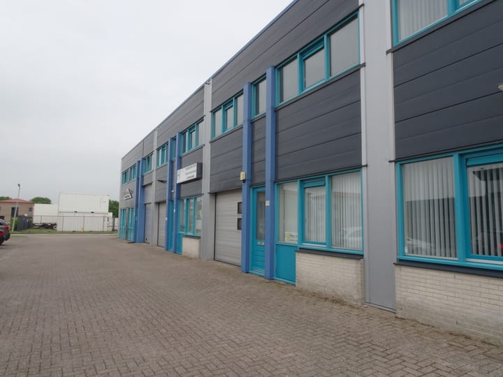 Ondernemingsweg 111, Uithoorn
