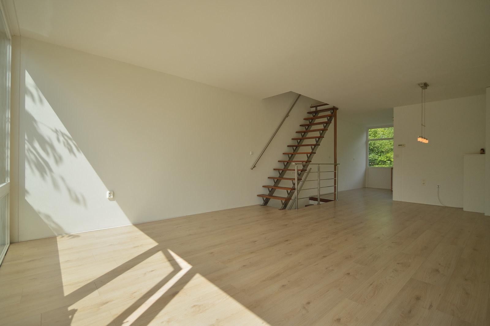 Spacious Semi-Detached Home with Garden Room in Family-Friendly Welten — 30