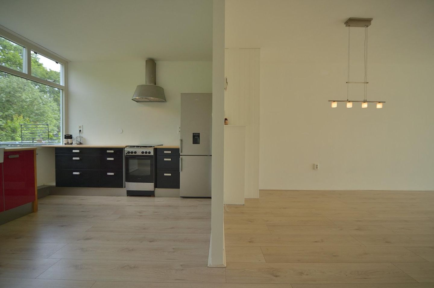 Spacious Semi-Detached Home with Garden Room in Family-Friendly Welten — 34