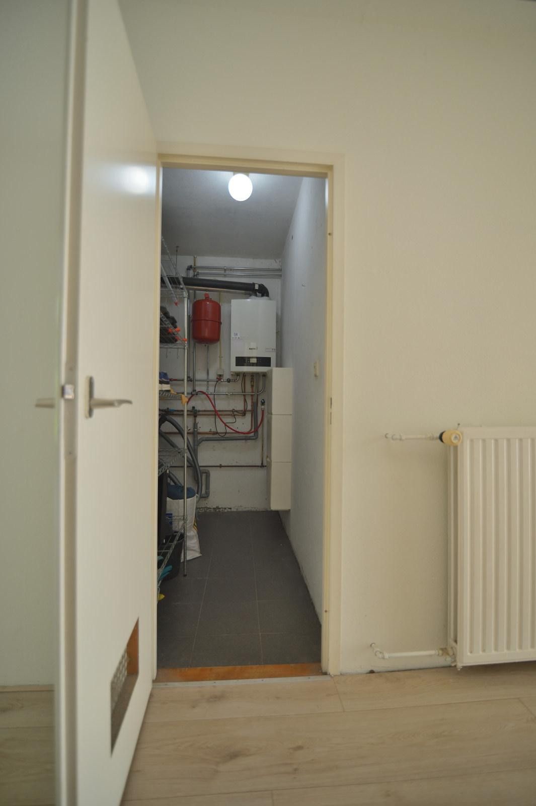 Spacious Semi-Detached Home with Garden Room in Family-Friendly Welten — 17