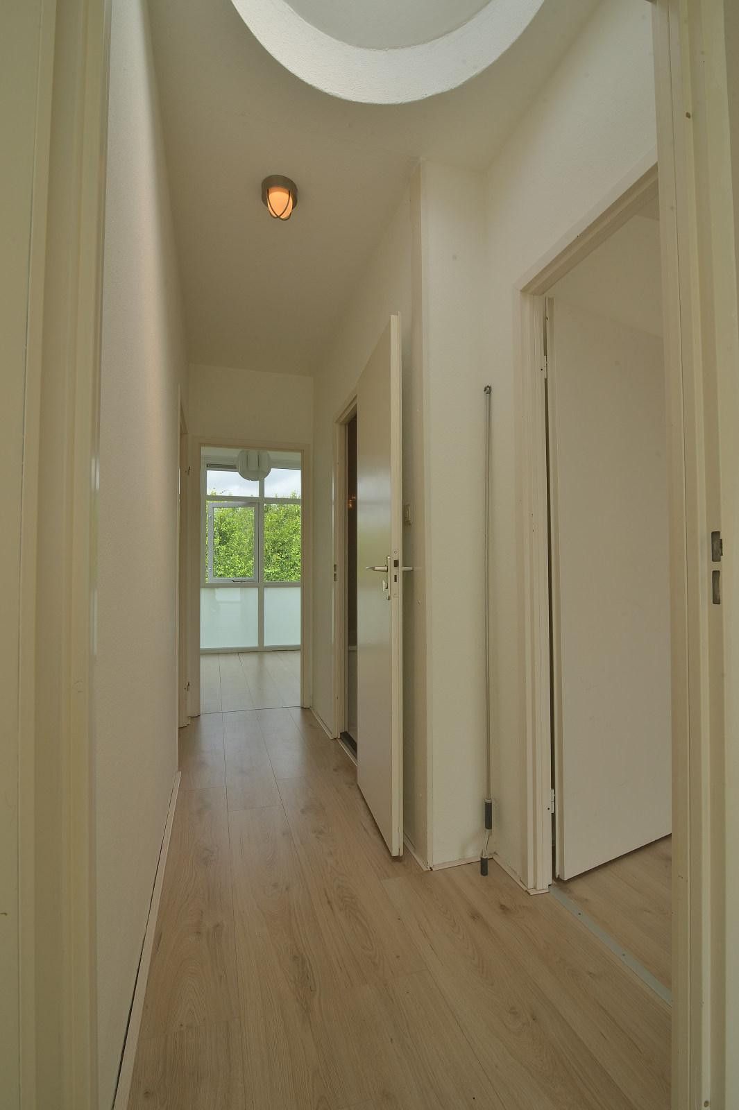 Spacious Semi-Detached Home with Garden Room in Family-Friendly Welten — 49