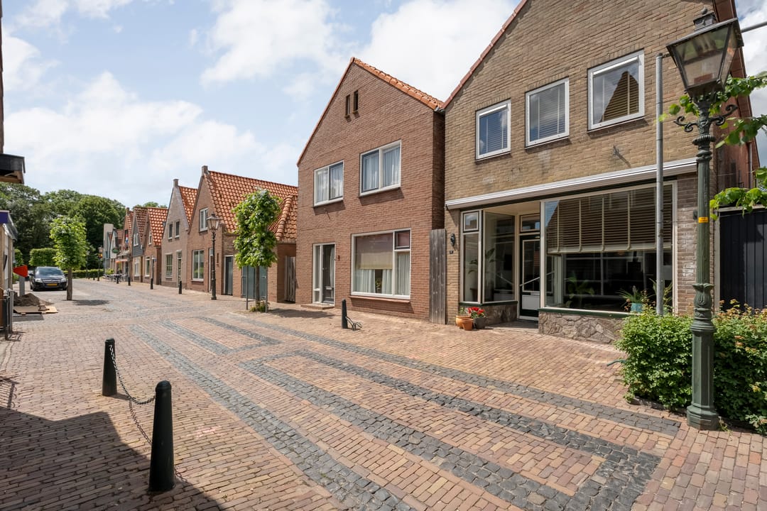 Photo 2 of Henric de Cranestraat 9