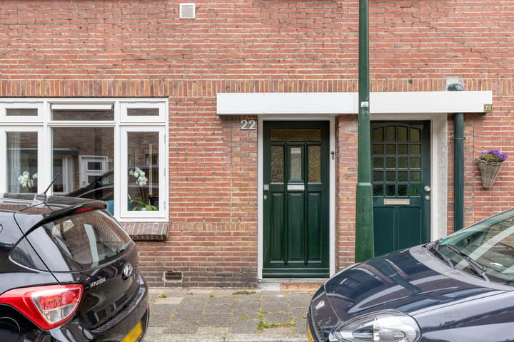 Tussenwoning te koop: Goudsbloemstraat 22, Eindhoven