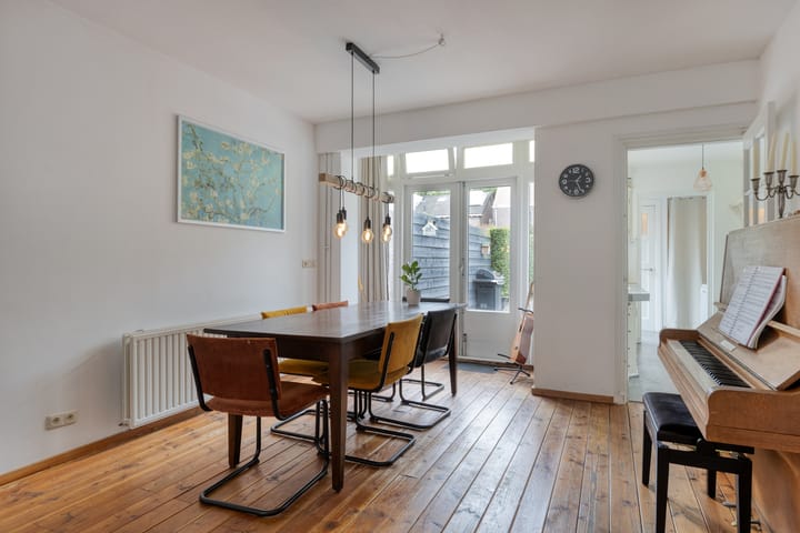 Tussenwoning te koop: Goudsbloemstraat 22, Eindhoven