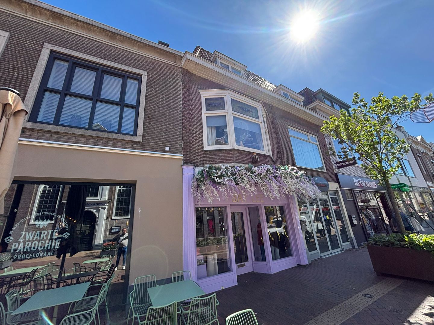 View photo 4 of Grotestraat 52