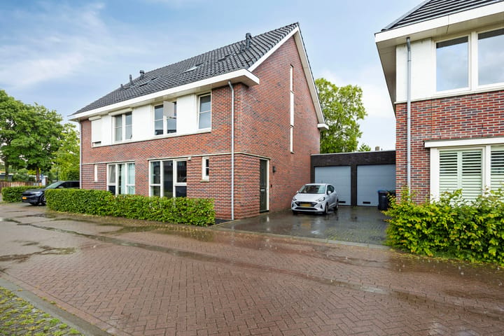 Foto 3 van Voorneveldstraat 8