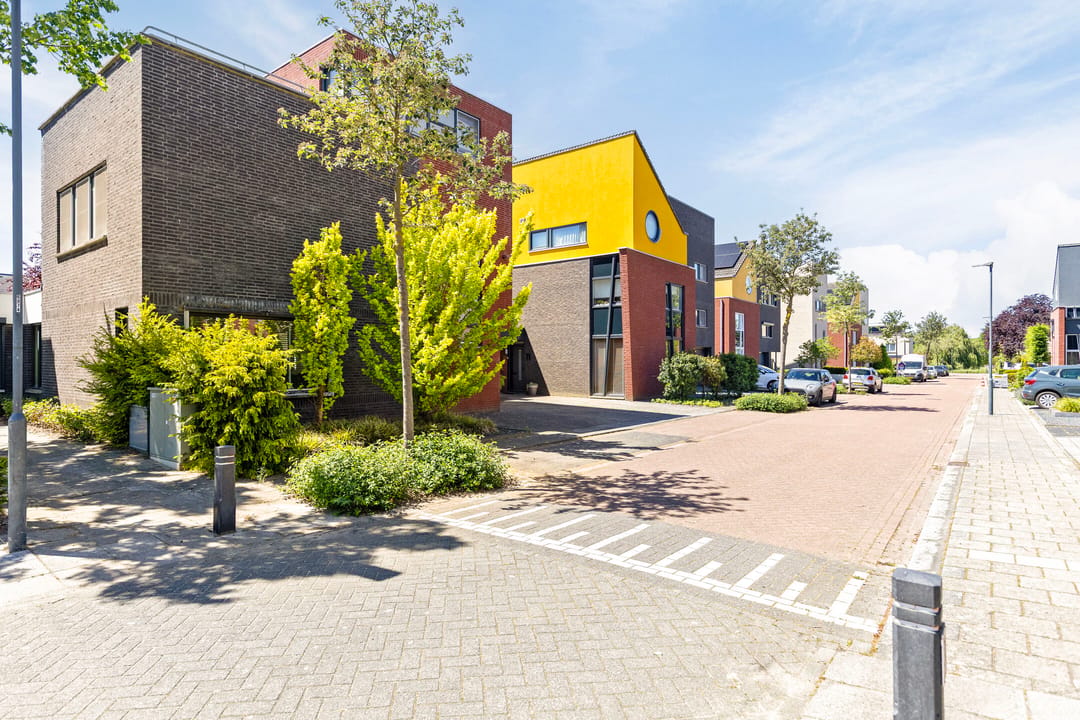 Foto 43 van Jean Monnetstraat 9