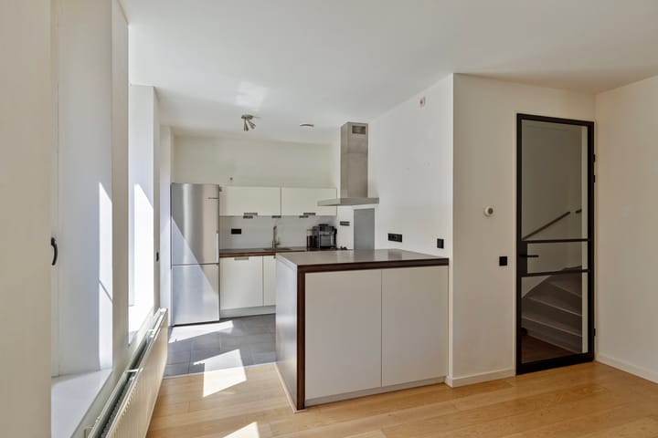 Foto 4 van Jean Monnetstraat 9