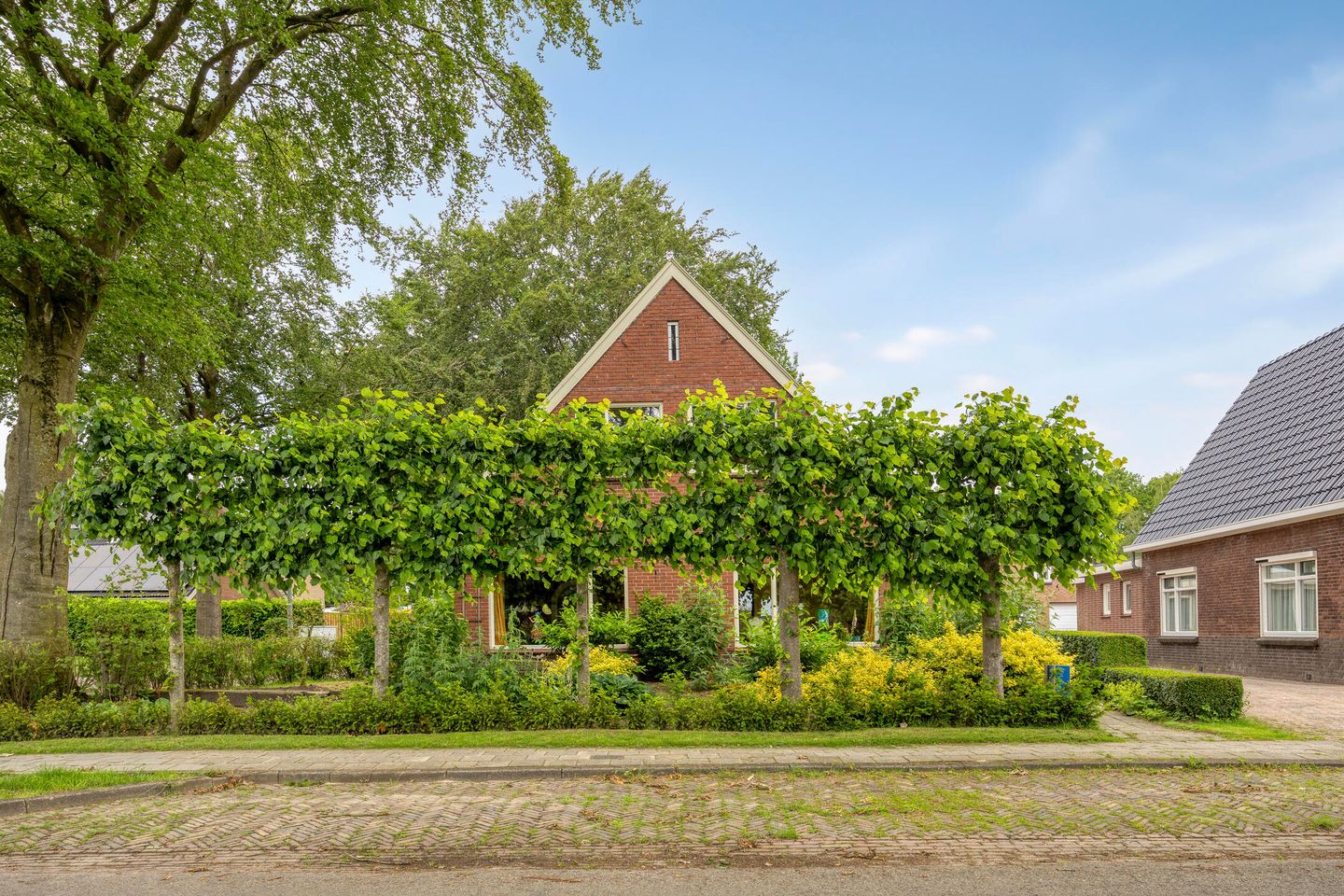Photo 5 of Hoofdstraat 35