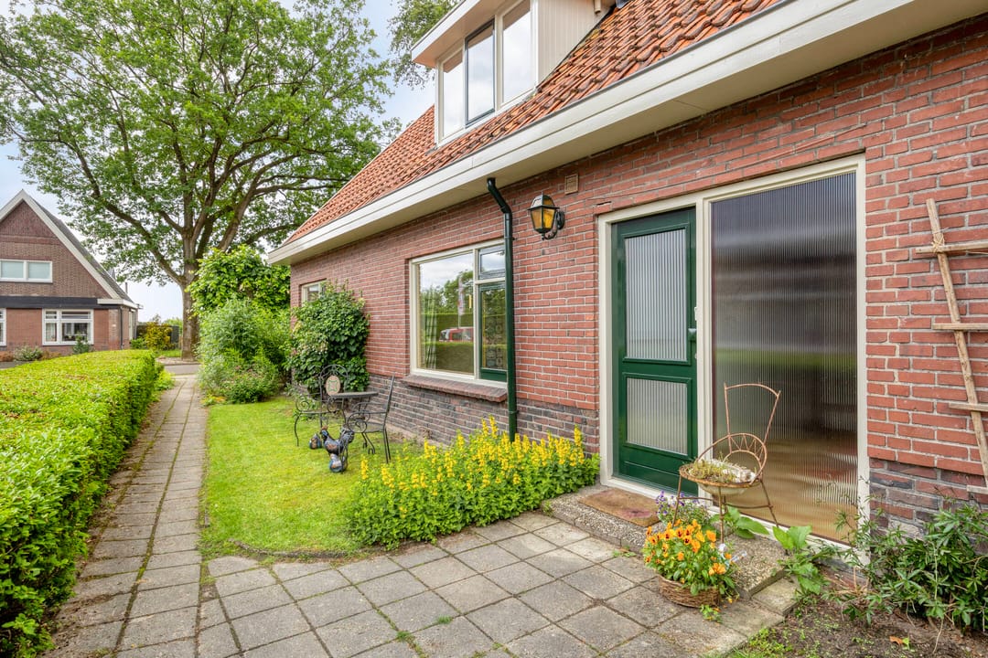 Photo 7 of Hoofdstraat 35