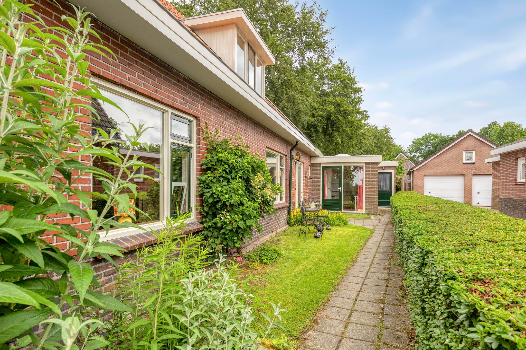 Photo 6 of Hoofdstraat 35