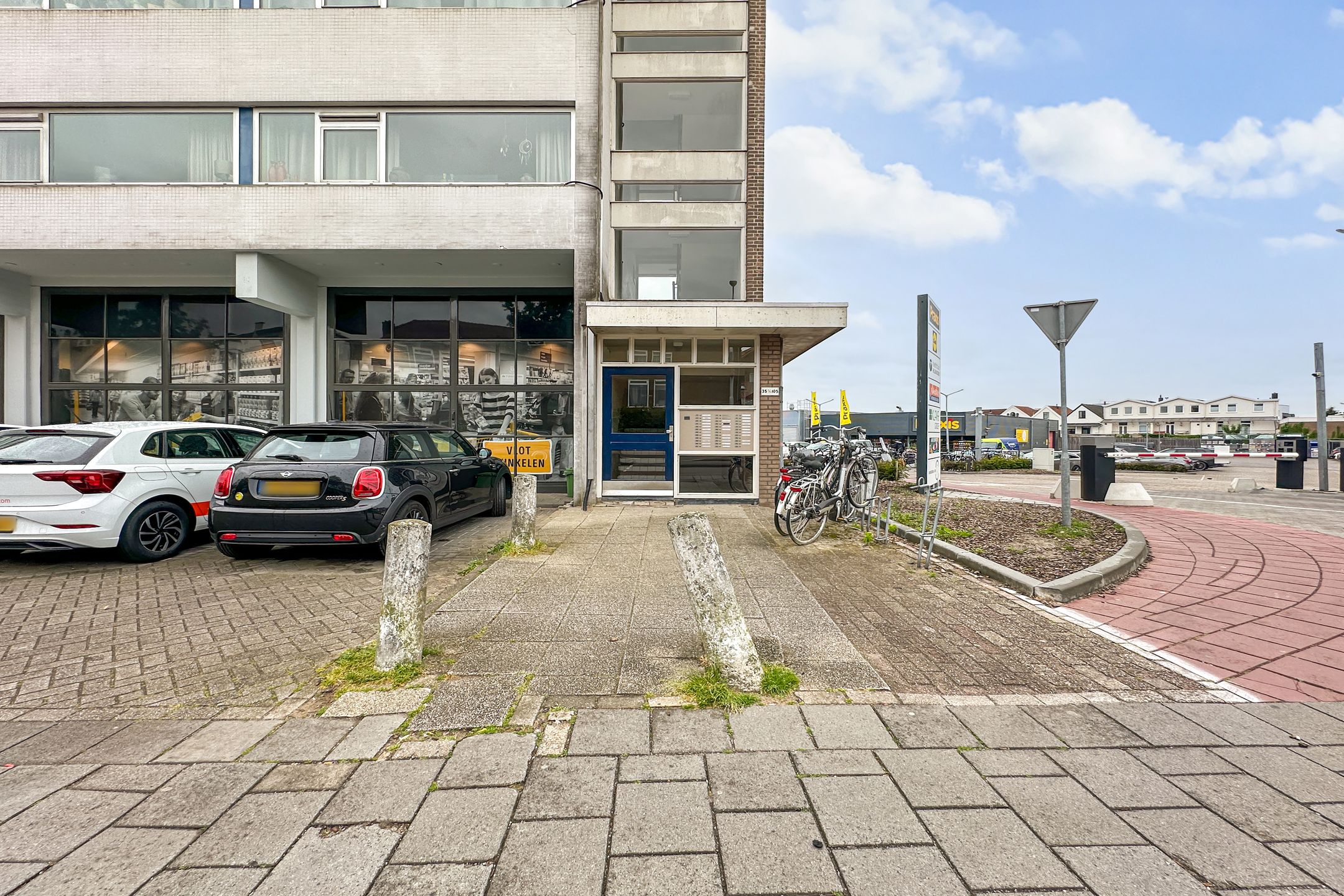 Comfortable 2-Room Apartment in Popular Heijenoord Neighborhood Near Arnhem Center — 15