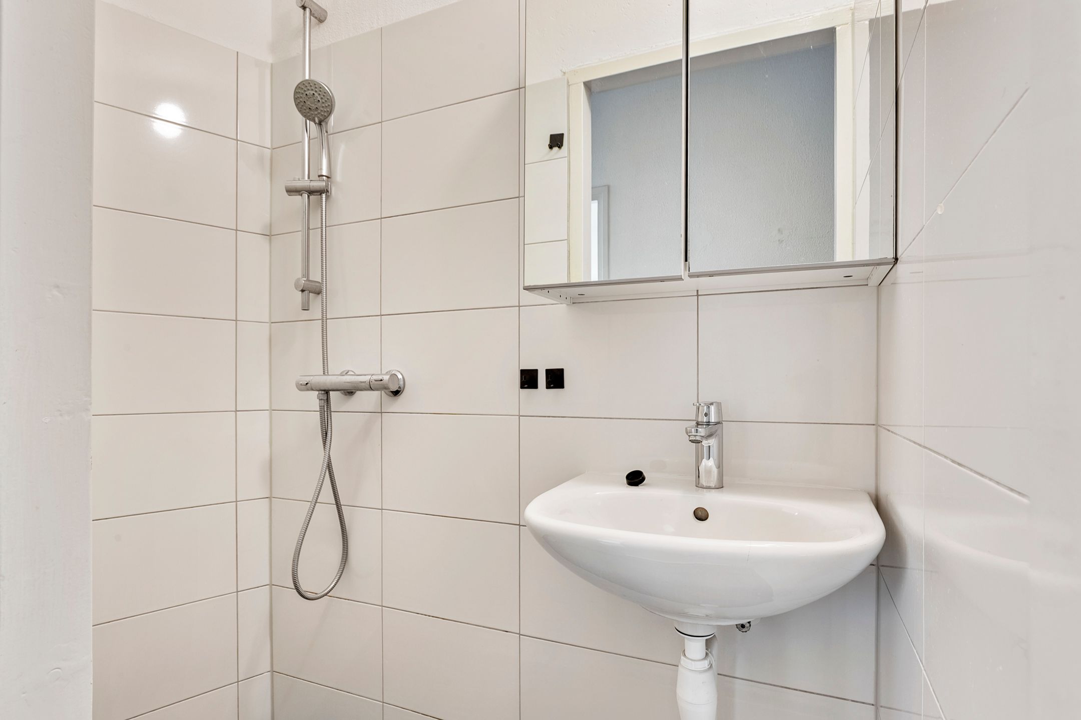 Comfortable 2-Room Apartment in Popular Heijenoord Neighborhood Near Arnhem Center — 12