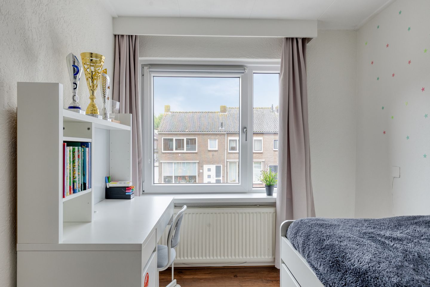 Photo 19 of Lorentzstraat 5