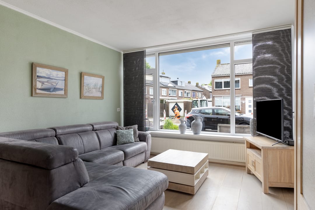 Photo 2 of Lorentzstraat 5