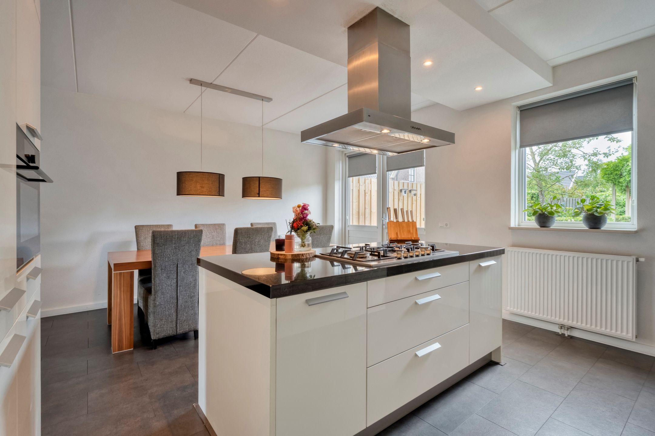 Photo 15 of Molckenbourstraat 39