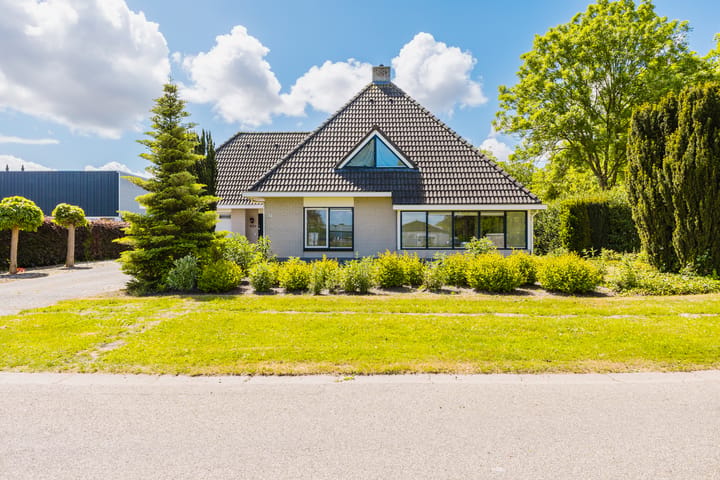 Vrijstaande woning te koop: De Kalkovens 8, Gorredijk