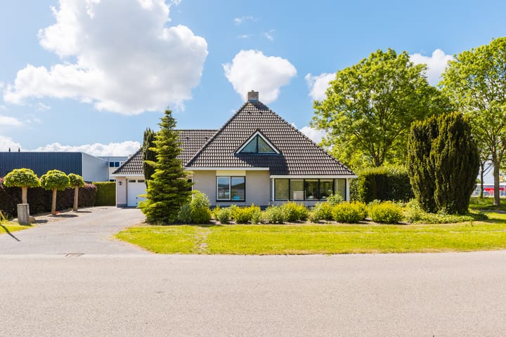 Vrijstaande woning te koop: De Kalkovens 8, Gorredijk