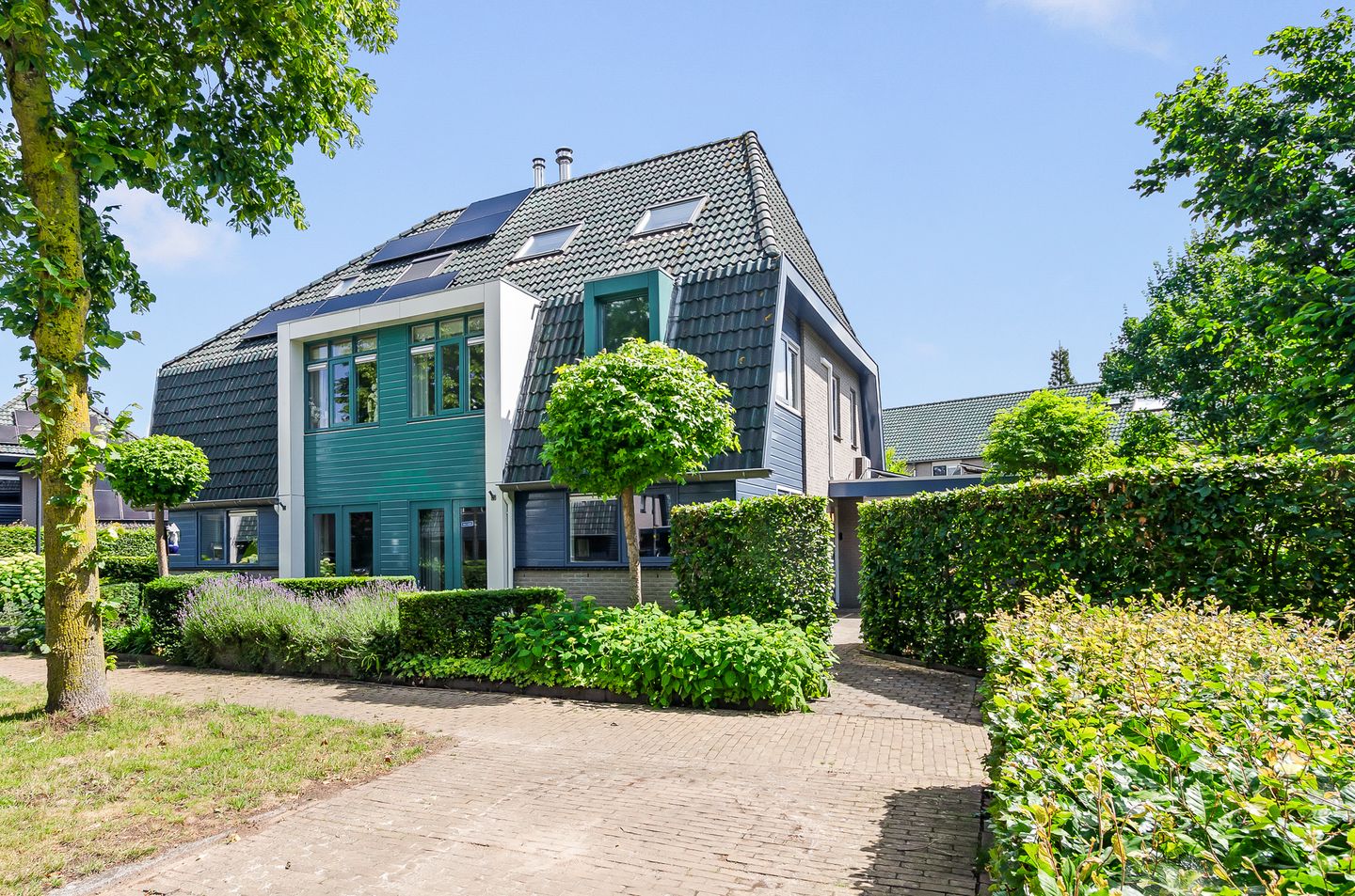 Foto 1 van Valeriaan 31